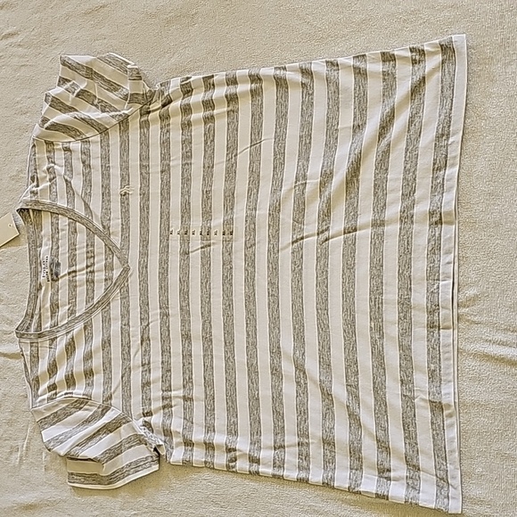 Polo Ralph Lauren Tops - Polo Ralph Lauren V-Neck T-shirt